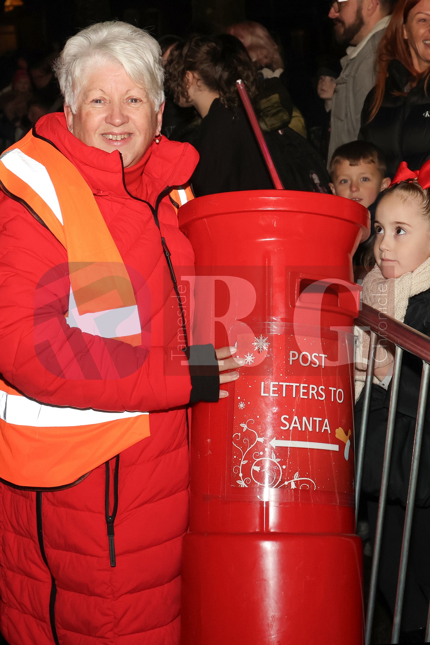 DUKINFIELD LIGHTS SWITCH ON (16).JPG