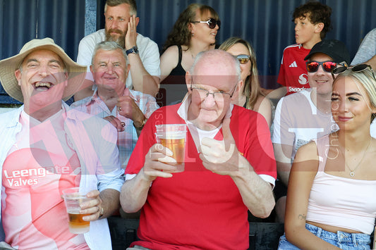 GLOSSOP NORTH EBD V UNITED LEGENDS  (24).JPG