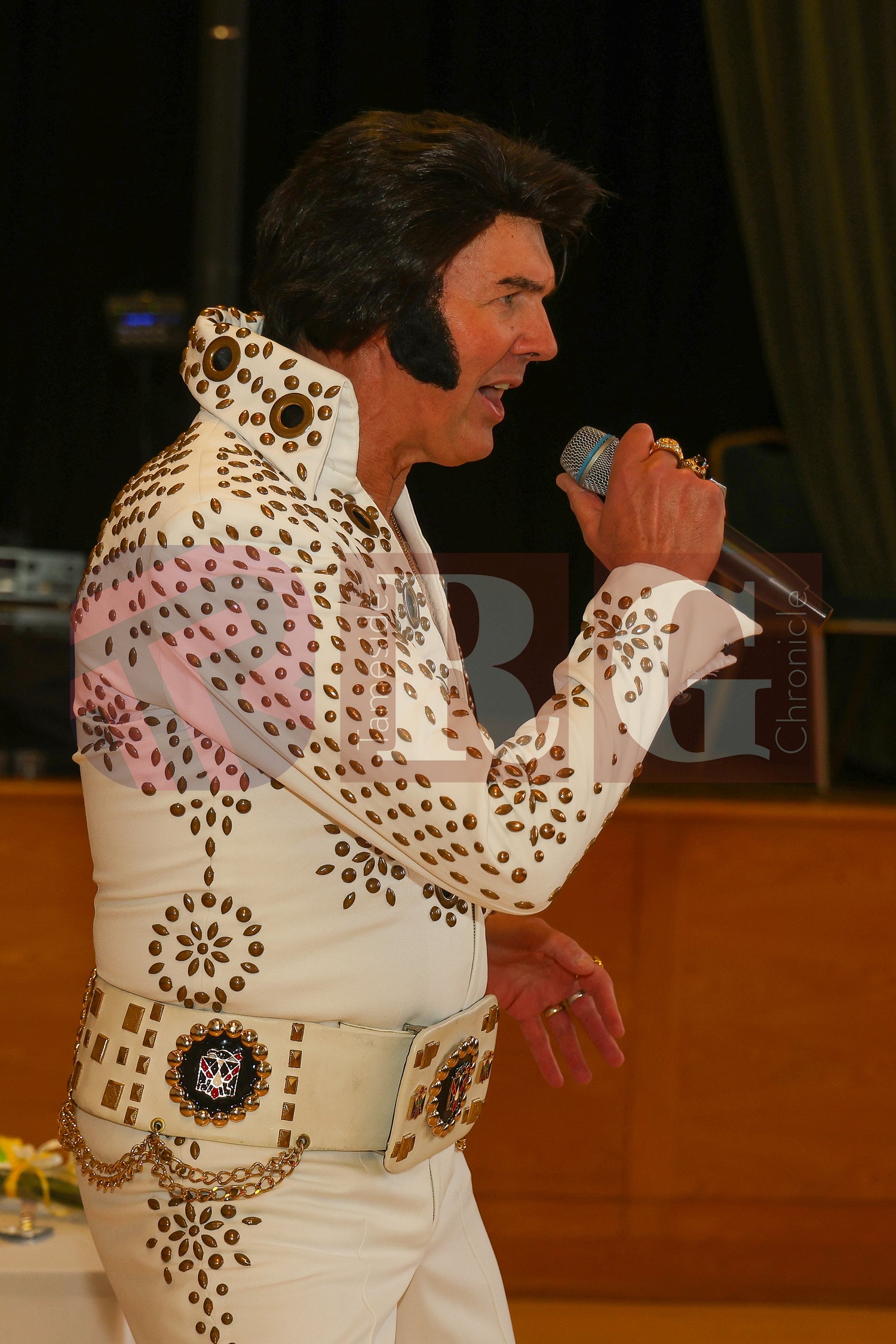 95TH BIRTHDAY DUKINFIELD TOWN HALL ELVIS  (14).JPG