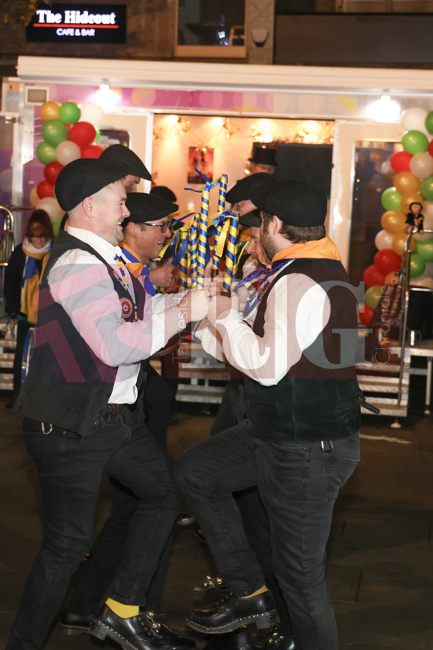 DROYLSDEN LIGHTS SWITCH ON 2024 (75).JPG