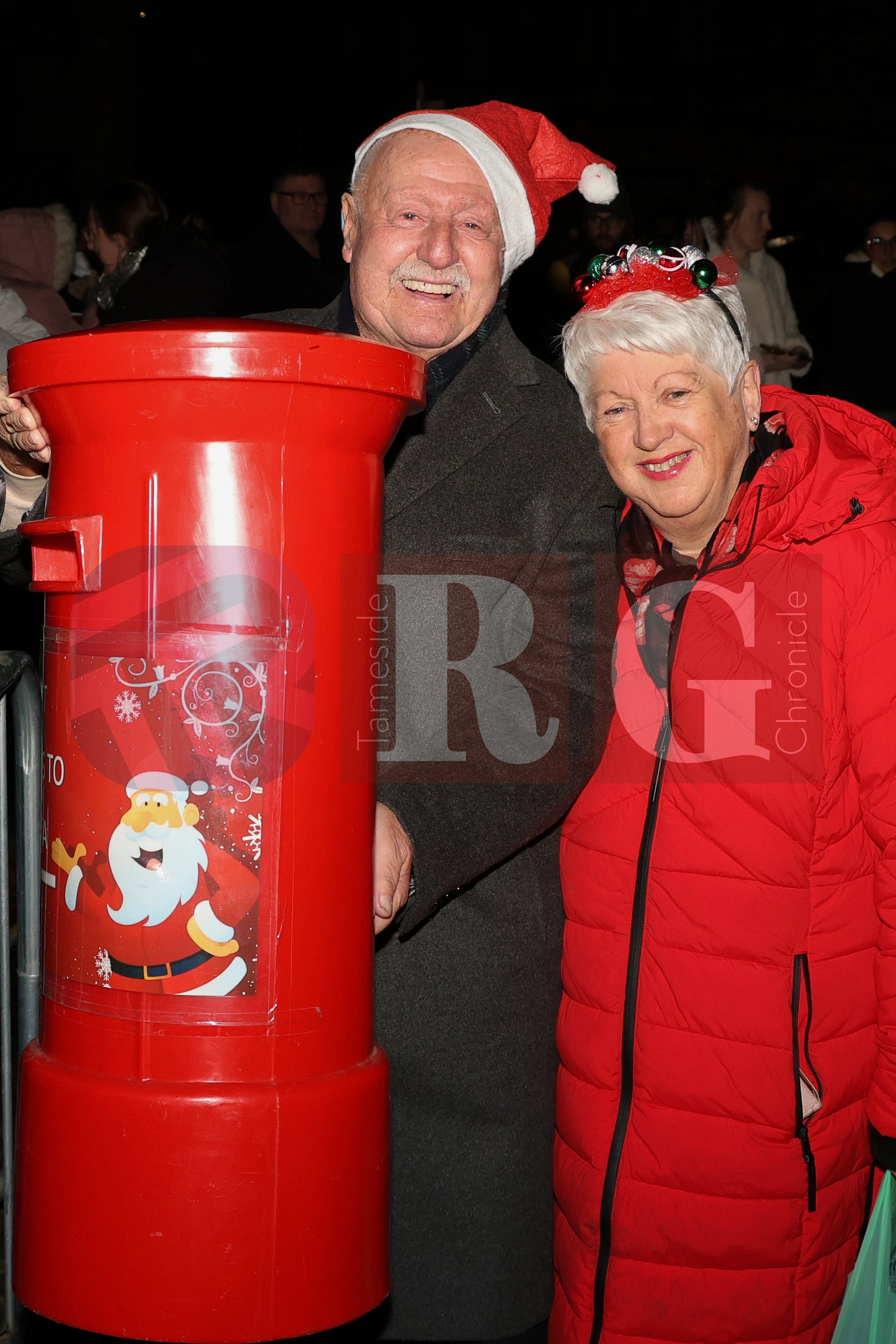 DUKINFIELD LIGHTS SWITCH ON (18).JPG