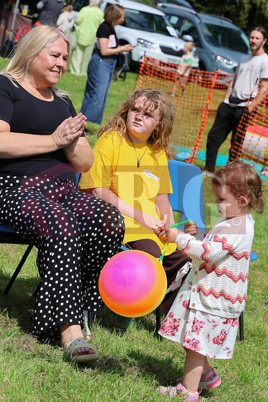 BIG FAIR CYSTIC FIBROSIS GLOSSOP (17).JPG