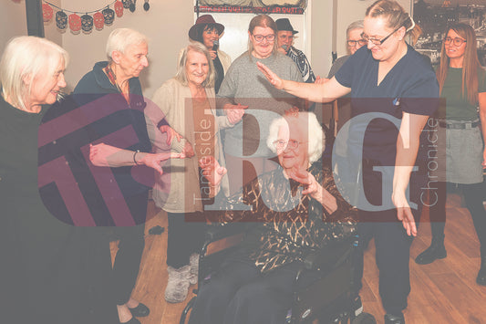 HAPPY 102yrs OLD BIRTHDAY ROSE DUGGAN (54).JPG