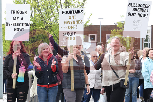 CALLING FOR MP TO GO DENTON 2025 (40).JPG