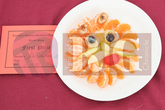 TINTWISTLE GARDENERS SHOW (74).JPG