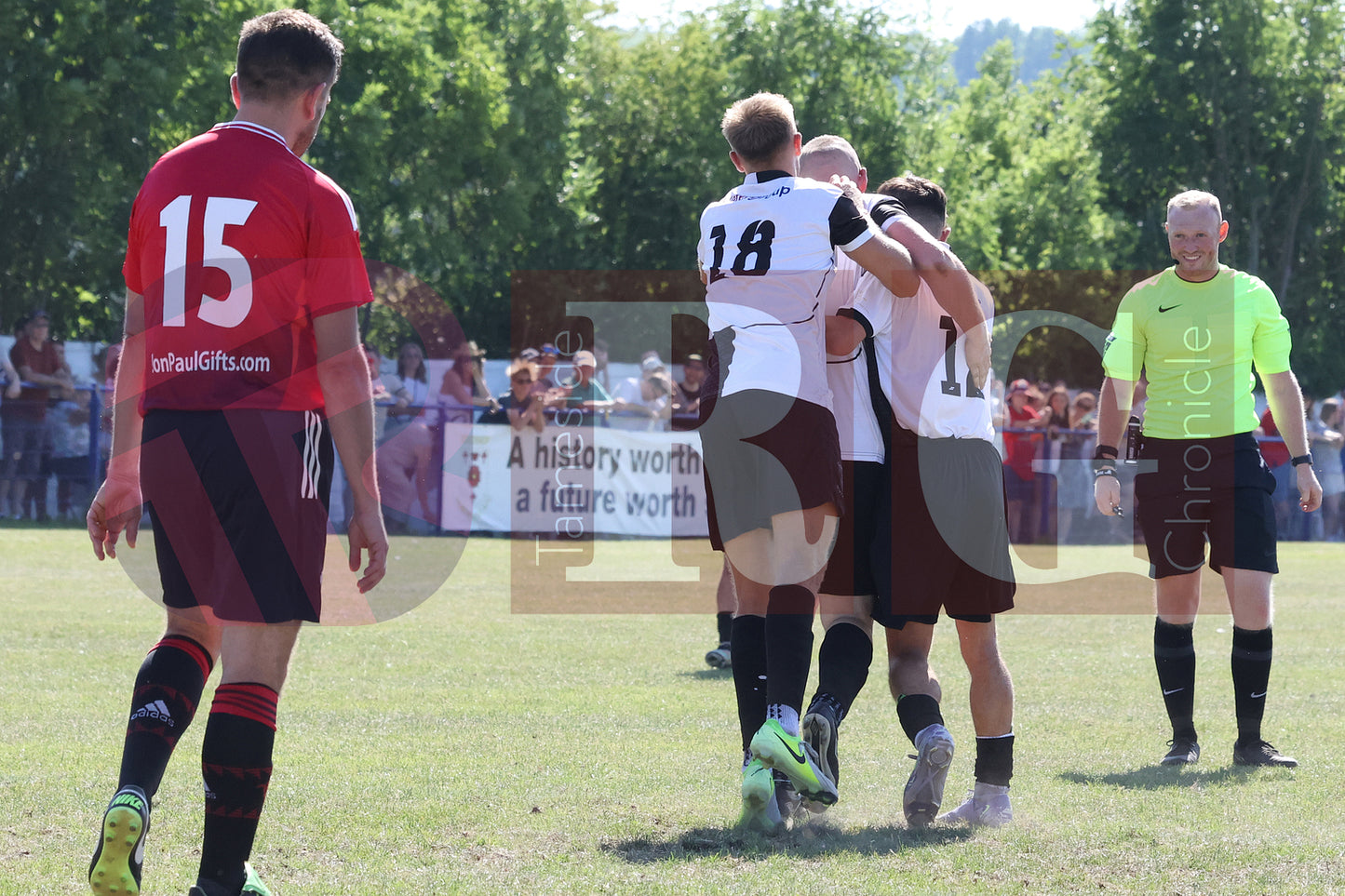 GLOSSOP NORTH EBD V UNITED LEGENDS  (147).JPG