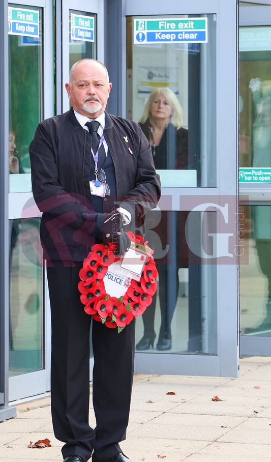 ARMISTICE DAY MOSSLEY HOLLINS 2024 (36).JPG