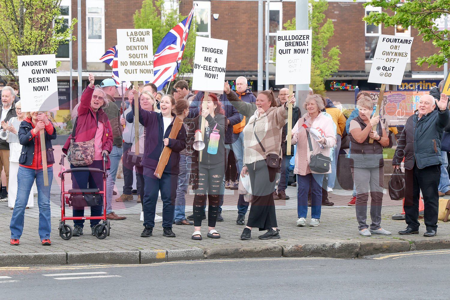 CALLING FOR MP TO GO DENTON 2025 (69).JPG