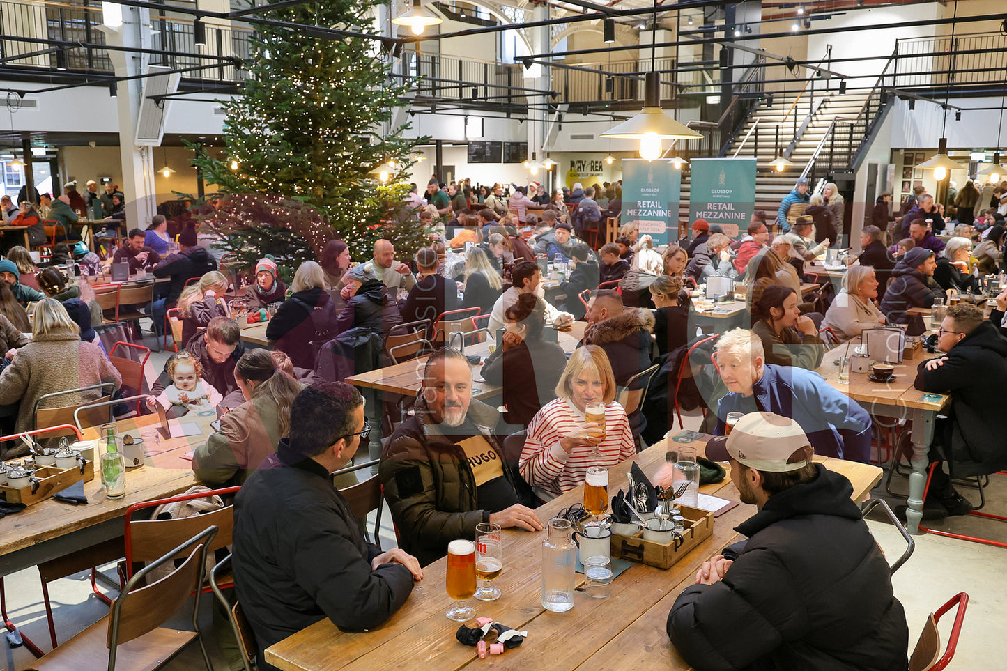 GLOSSOP LIGHT SWITCH ON 2025 (18).JPG