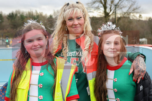 TAMESIDE HOSPITAL CHILDRENS WARD WITH SANTA 2025 (97).JPG
