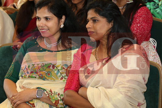 ONA AVESHAM DUKINFIELD TOWN HALL 2025 (36).JPG