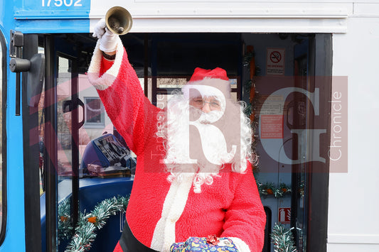 TAMESIDE HOSPITAL CHILDRENS WARD WITH SANTA 2025 (25).JPG
