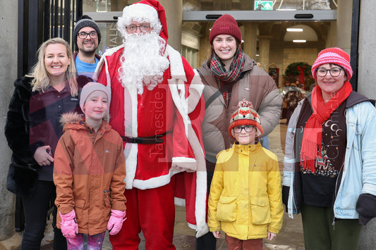 GLOSSOP LIGHT SWITCH ON 2025 (8).JPG