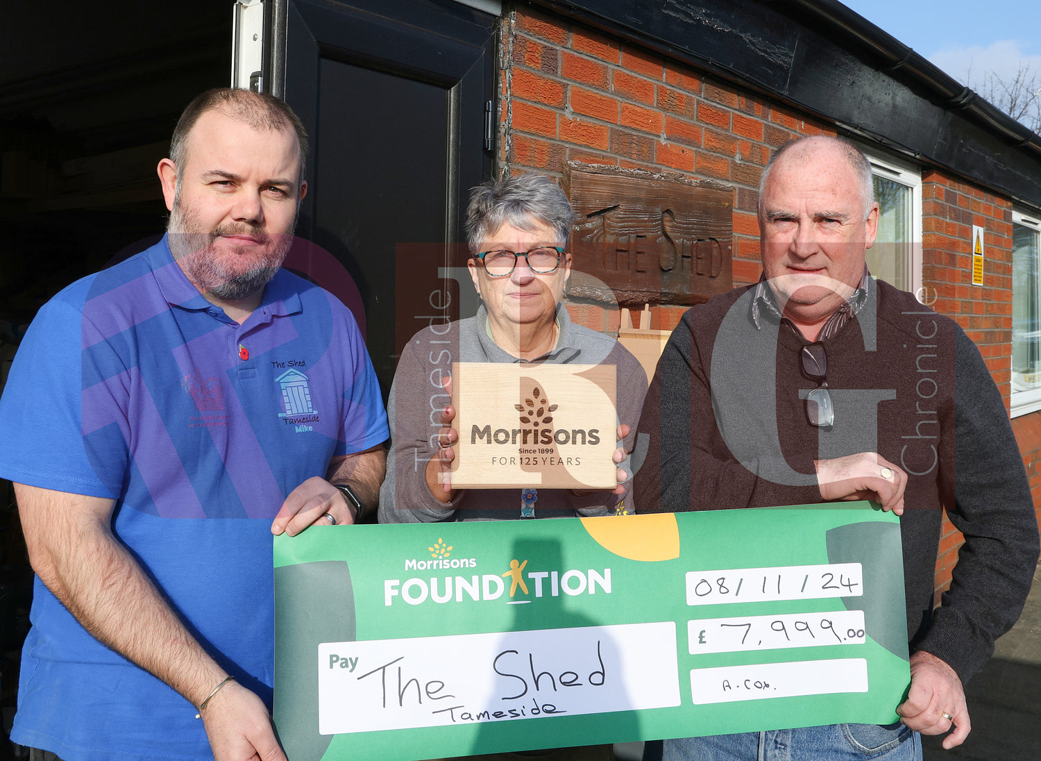 THE SHED CHEQUE PRESENTATION (9).JPG