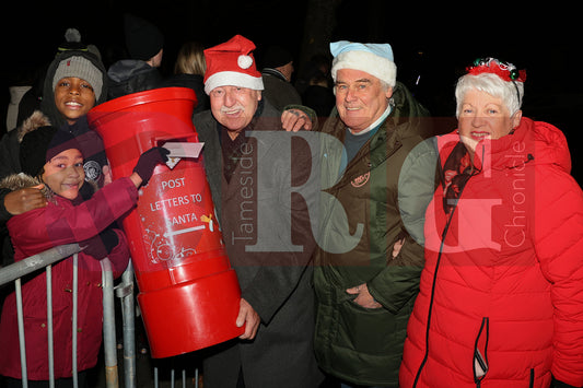 DUKINFIELD LIGHTS SWITCH ON (19).JPG