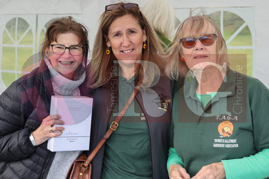 TINTWISTLE GARDENERS SHOW (98).JPG