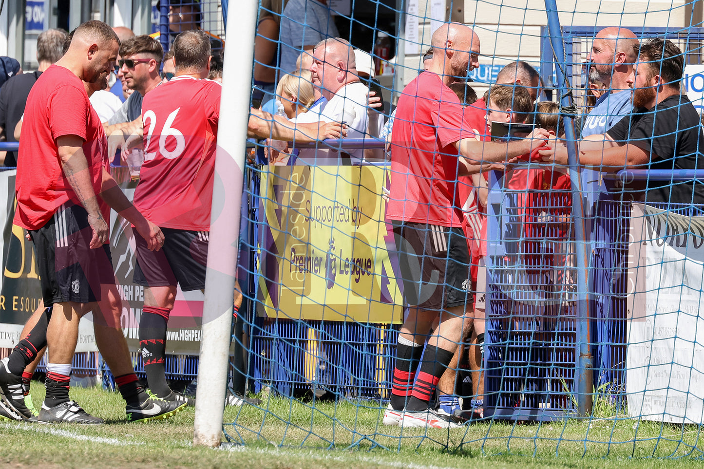GLOSSOP NORTH EBD V UNITED LEGENDS  (62).JPG