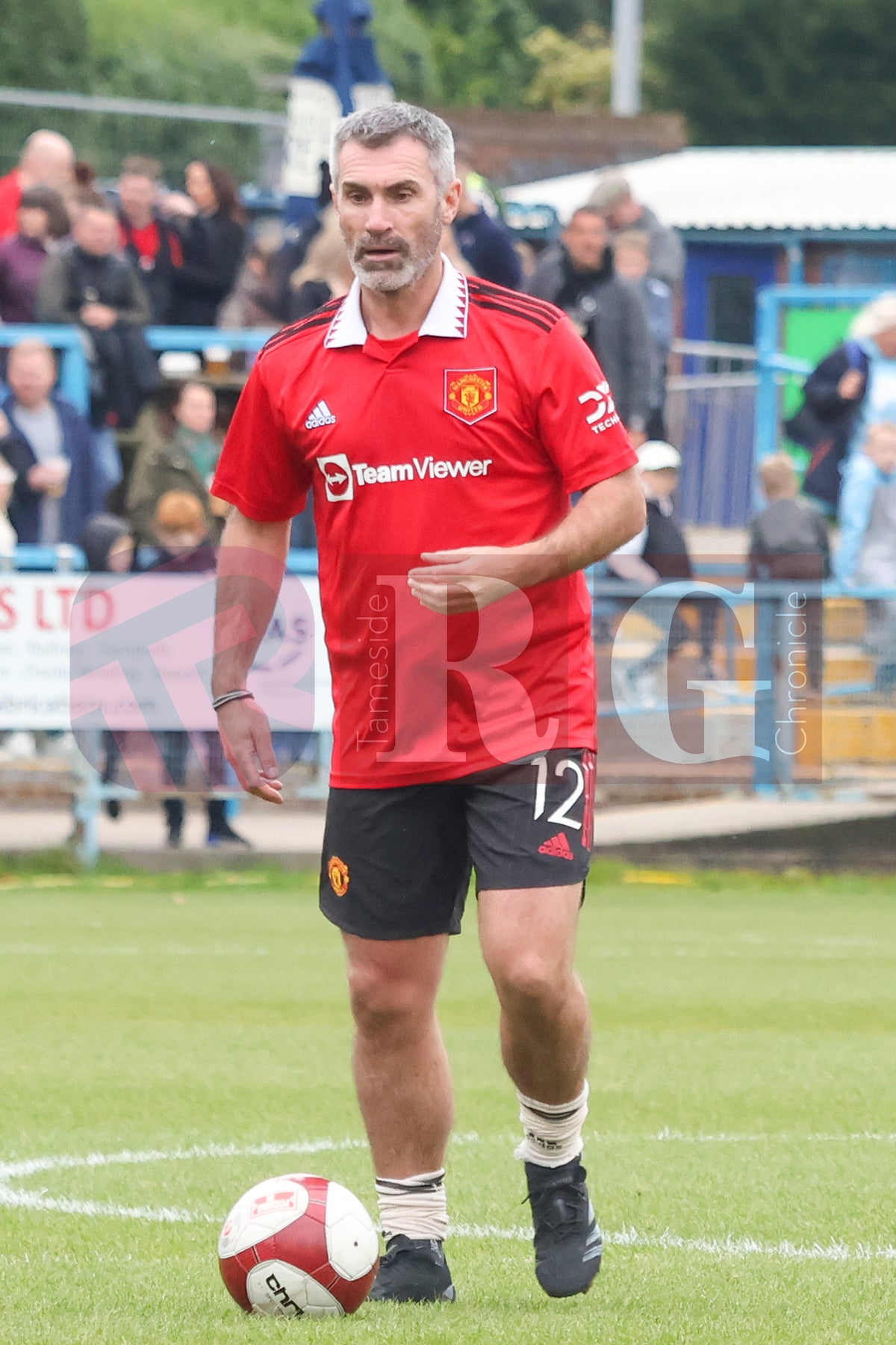 STALYBRIDGE CELTIC LEGENDS V MAN UTD LEGENDS (69).JPG
