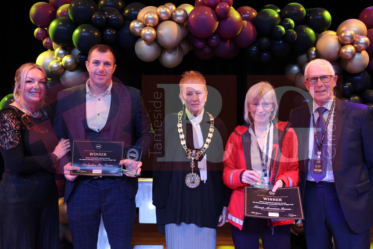 GLOSSOP COMMUNITY AWARDS (175).JPG
