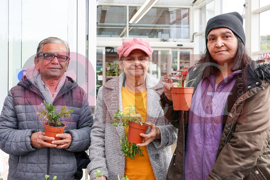 PLANT & SWAP EVENT TESCO STALYBRIDGE 2025 (9).JPG