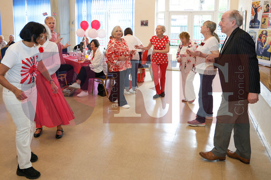 ST. GEORGES DAY GRAFTON CENTRE HYDE (91).JPG