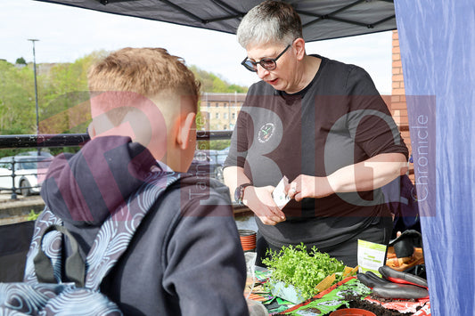 PLANT & SWAP EVENT TESCO STALYBRIDGE 2025 (50).JPG