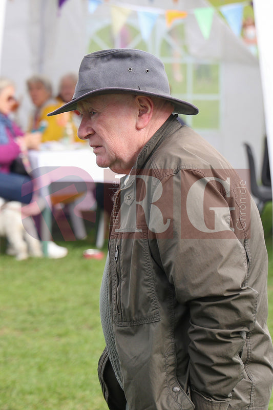 TINTWISTLE GARDENERS SHOW (81).JPG