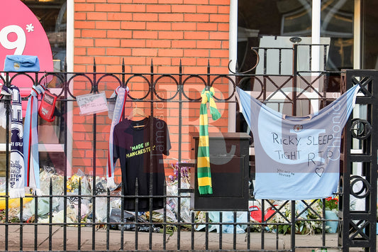 RICKY HATTON ONE MIN SILENCE  (1).JPG