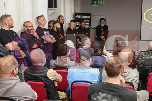 ANDY'S MAN CLUB HYDE (34).JPG