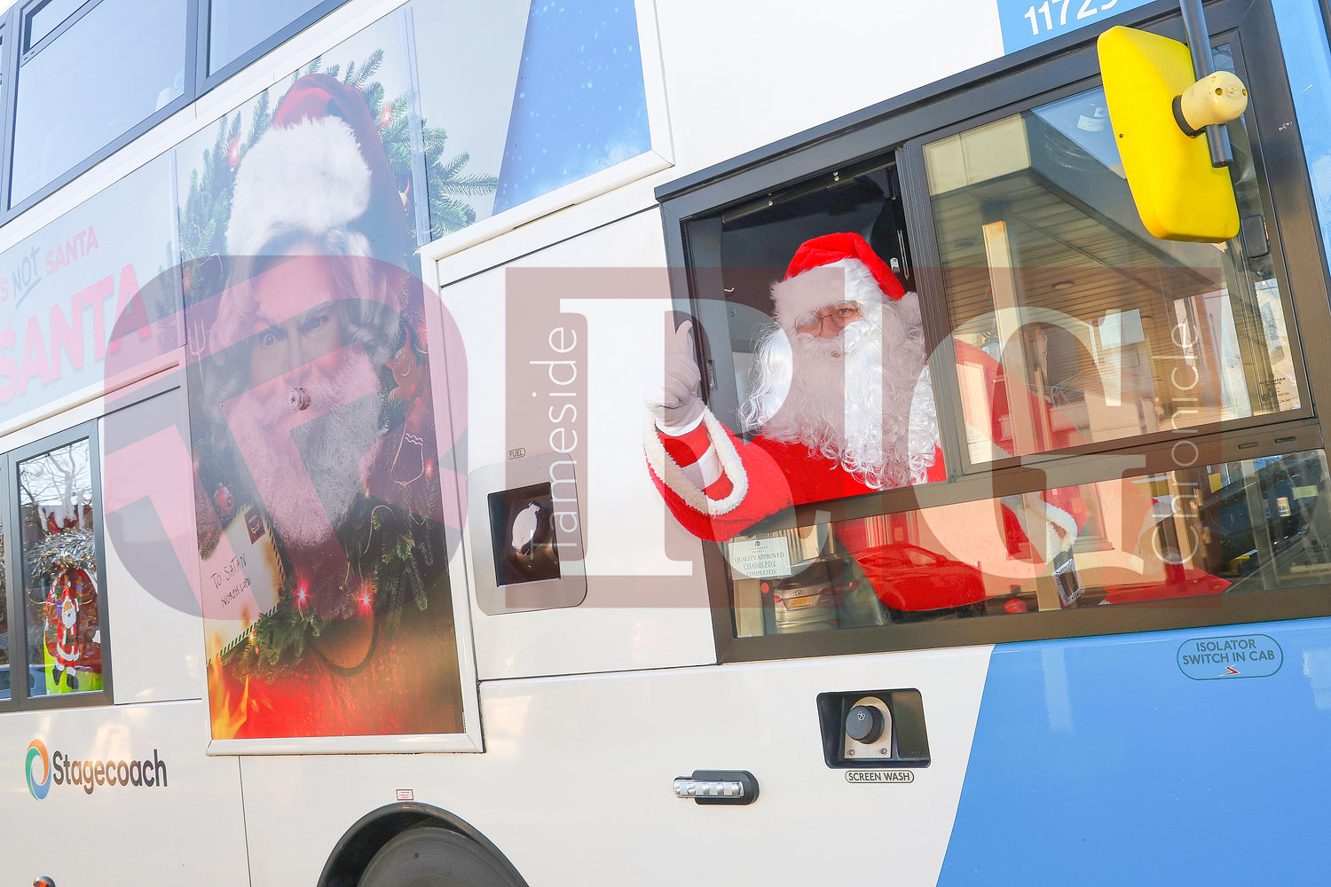 SANTA VISIT TAMESIDE CHILDRENS UNIT 2024 (6).JPG