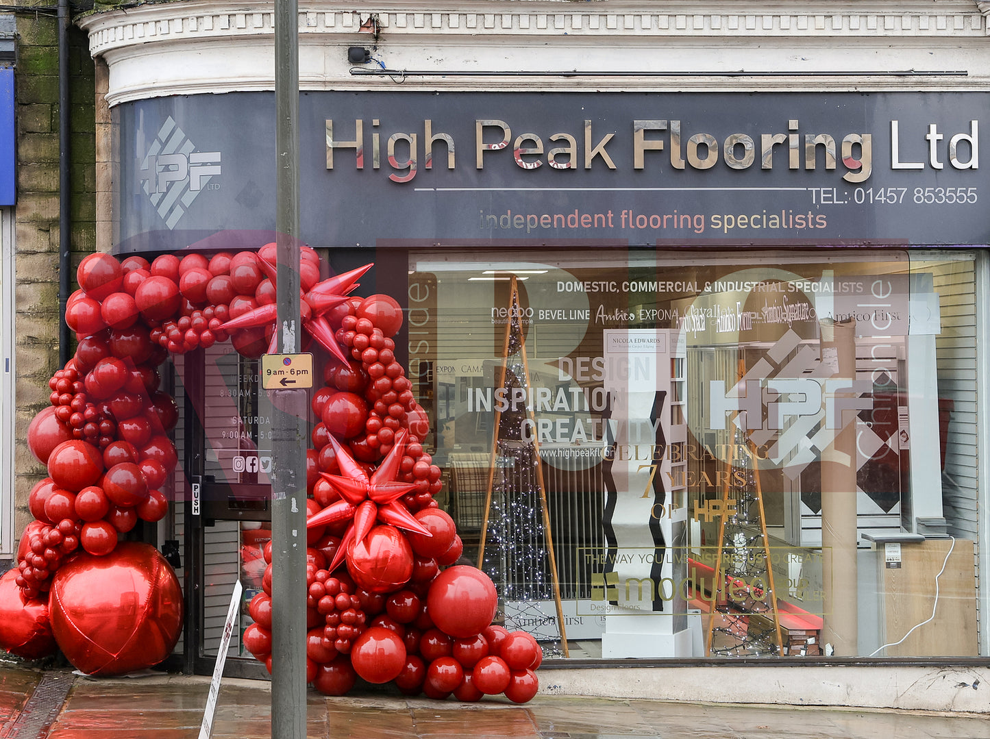 GLOSSOP CHRISTMAS SHOPS 2025 (39).JPG