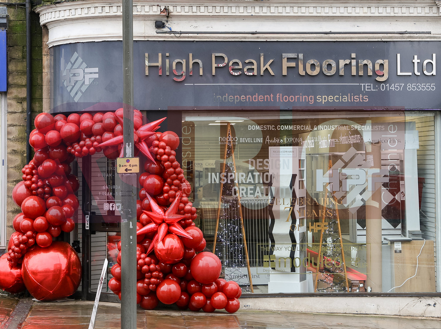 GLOSSOP CHRISTMAS SHOPS 2025 (39).JPG