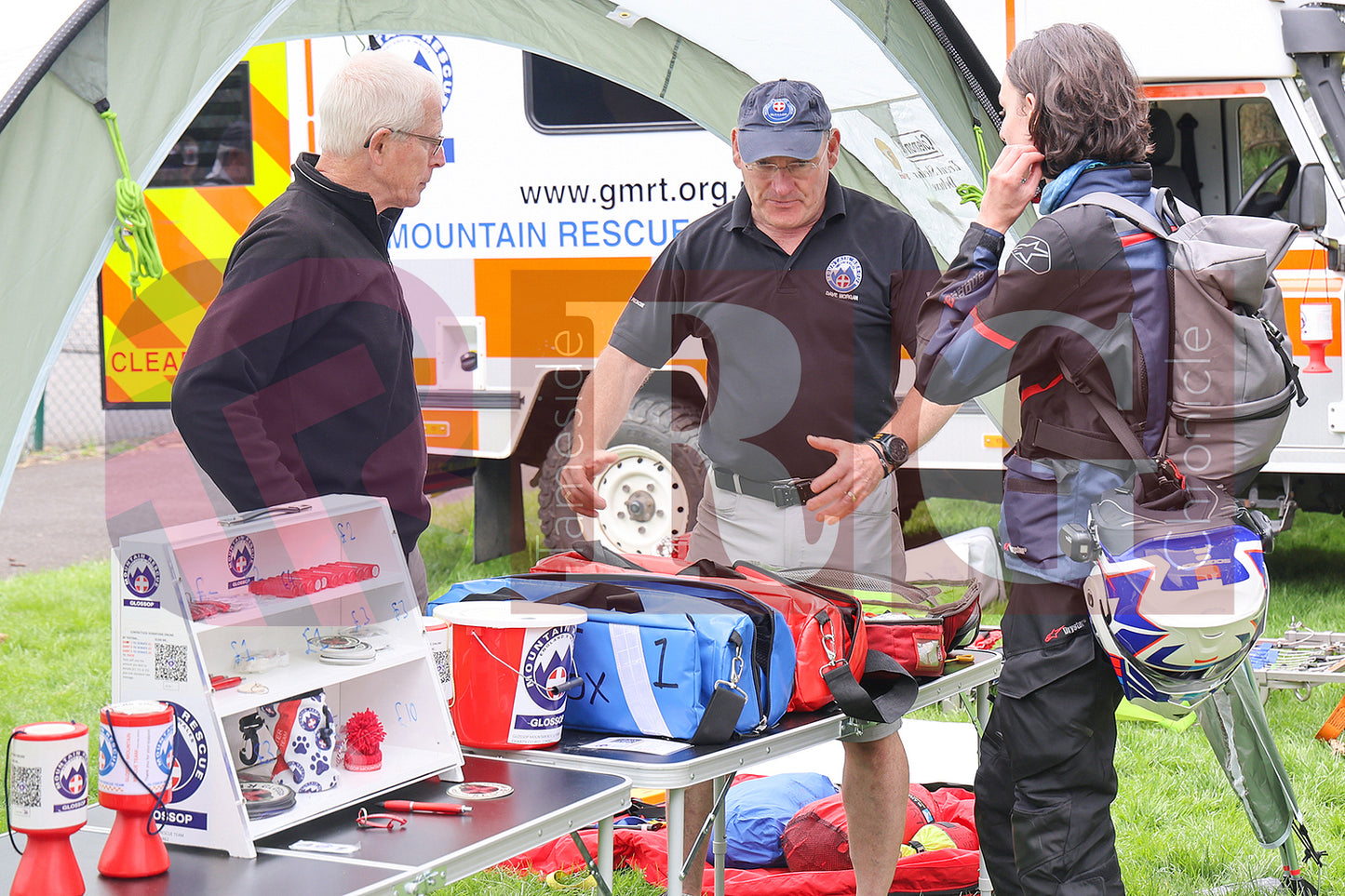 GLOSSOP CAR SHOW (105).JPG