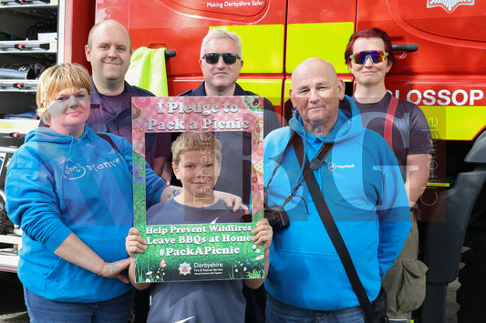 GLOSSOP CAR SHOW (68).JPG