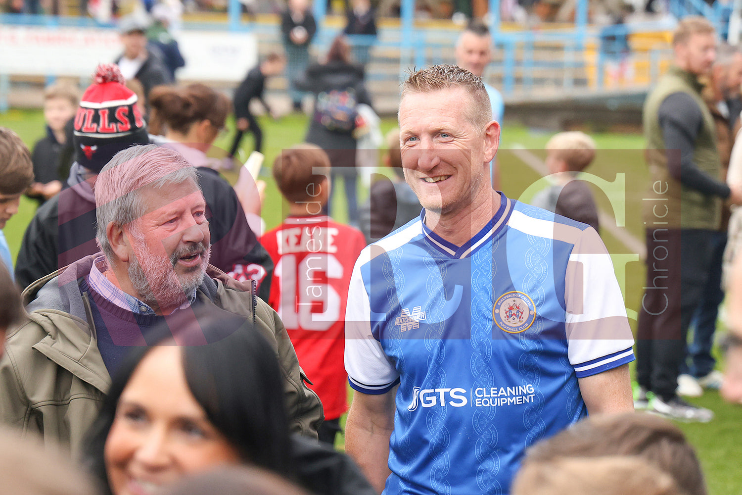 STALYBRIDGE CELTIC LEGENDS V MAN UTD LEGENDS (64).JPG
