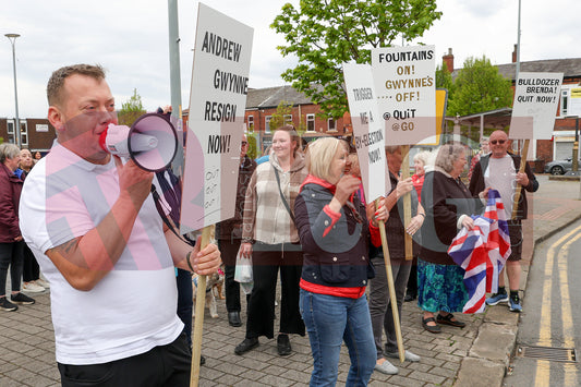 CALLING FOR MP TO GO DENTON 2025 (12).JPG