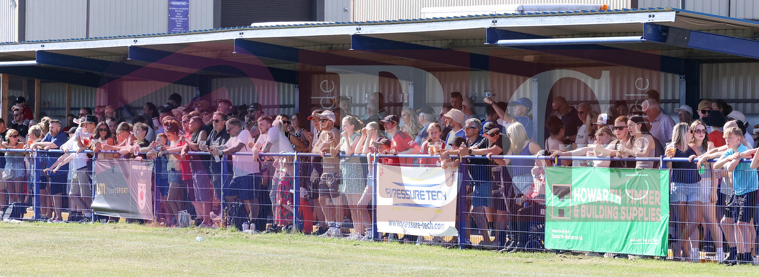 GLOSSOP NORTH EBD V UNITED LEGENDS  (137).JPG