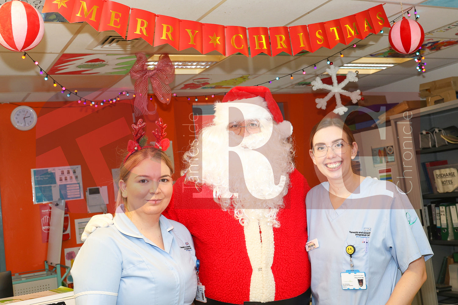 SANTA VISIT TAMESIDE CHILDRENS UNIT 2024 (58).JPG