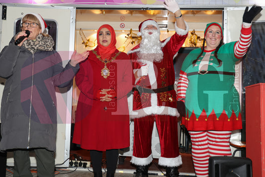 DENTON LIGHT SWITCH ON (85).JPG