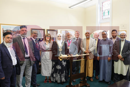 TAMESIDES MBE HARRY CATHERALL ABDUL MOSSOBIR (27).JPG