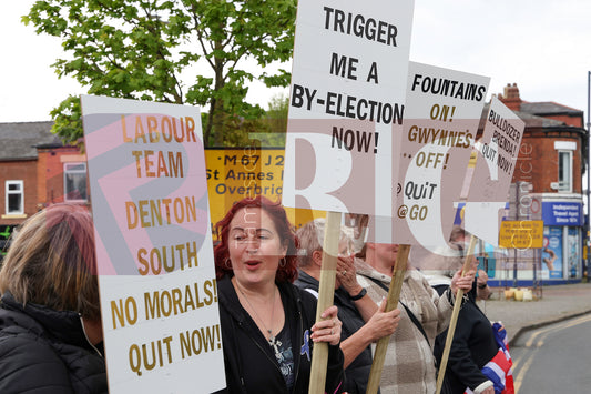 CALLING FOR MP TO GO DENTON 2025 (43).JPG