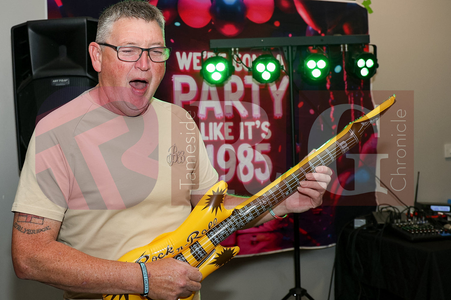 80s PARTY NIGHT ALZHEIMER'S SOCIETY (48).JPG