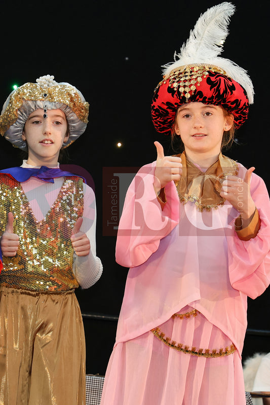 STALYBRIDGE CIVIC HALL SCHOOL PANTOMIME (24).JPG