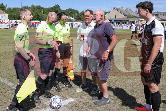 GLOSSOP NORTH EBD V UNITED LEGENDS  (8).JPG
