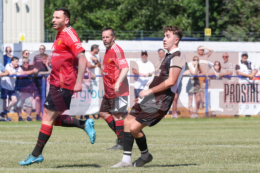 GLOSSOP NORTH EBD V UNITED LEGENDS  (159).jpg