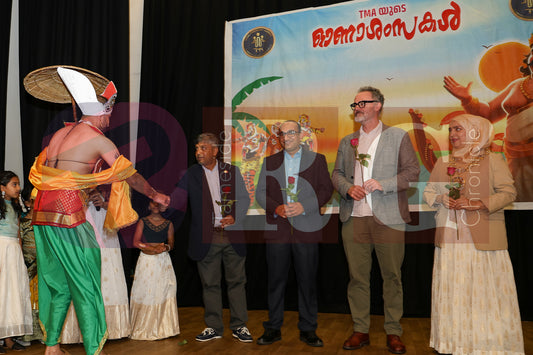 ONA AVESHAM DUKINFIELD TOWN HALL 2025 (59).JPG