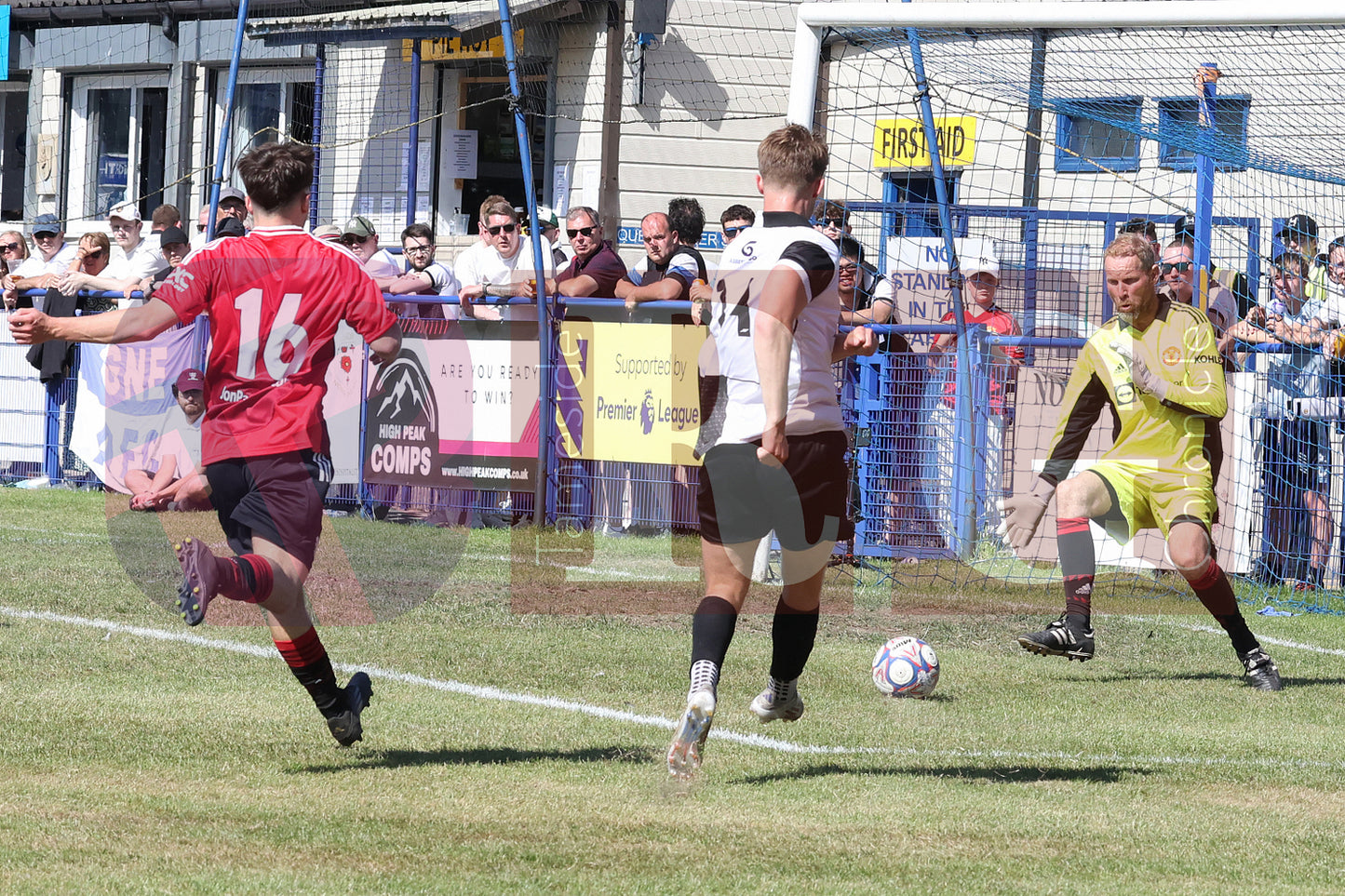 GLOSSOP NORTH EBD V UNITED LEGENDS  (123).JPG