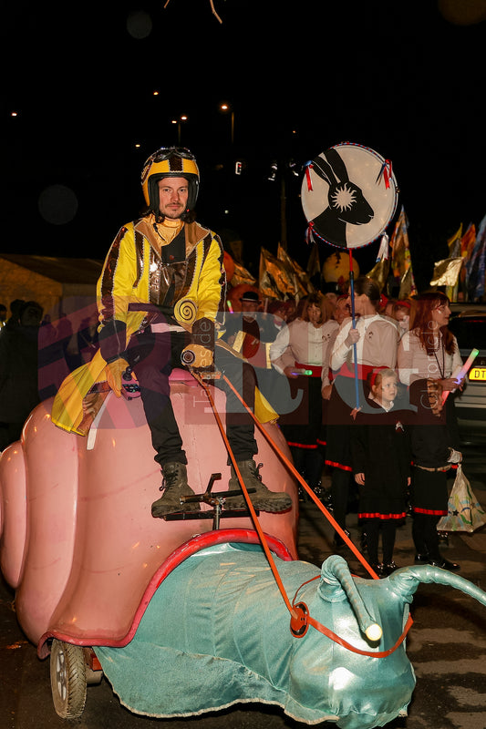 LANTERN PARADE STALYBRIDGE (19).JPG