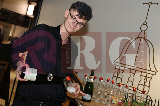 GLOSSOP MARKET PRIVATE LAUNCH (42).JPG