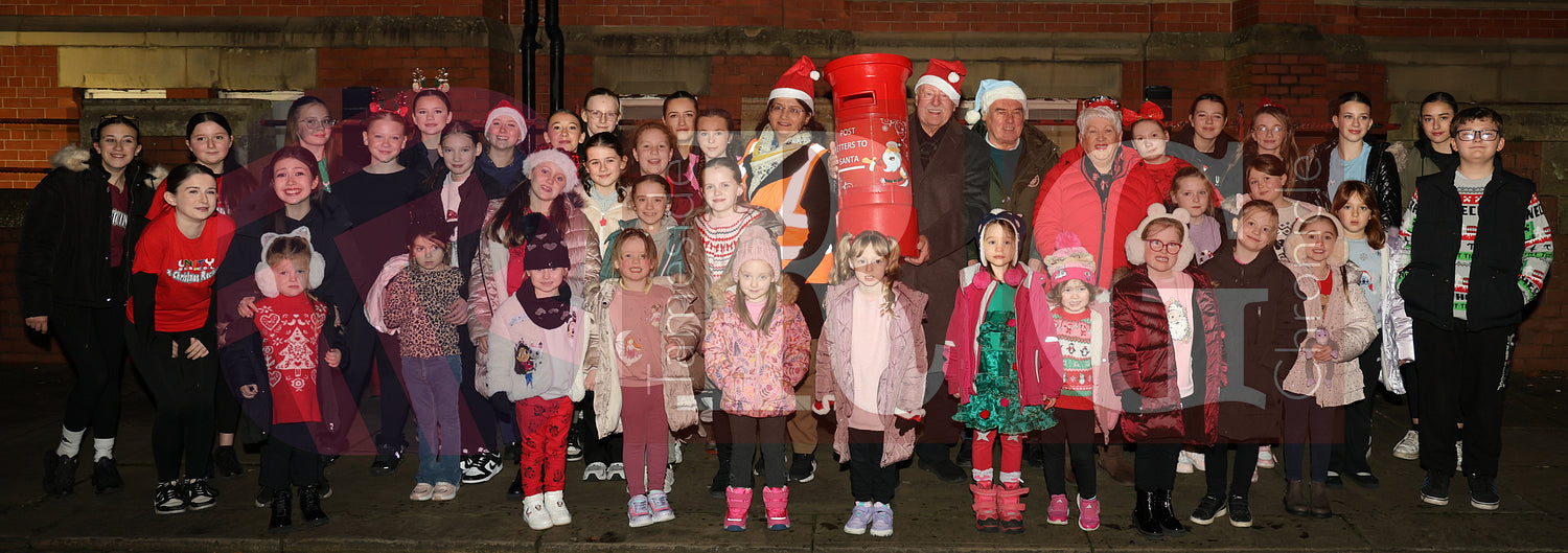 DUKINFIELD LIGHTS SWITCH ON (20).JPG
